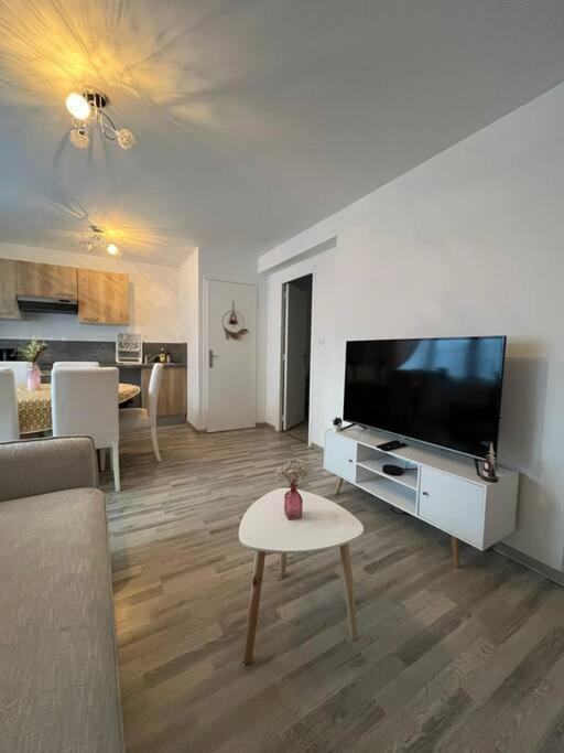 Gite La Perle Rose 50 M² Orchies Екстер'єр фото